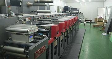 8-цветная флексографская узкорулонная печатная машина